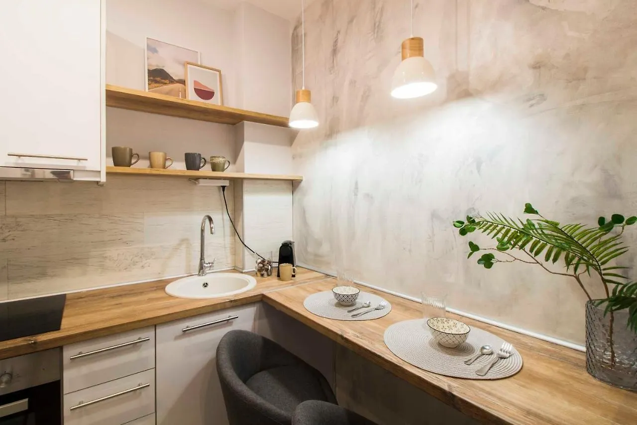 Incitybnb - Chic Suite Thessaloniki Greece
